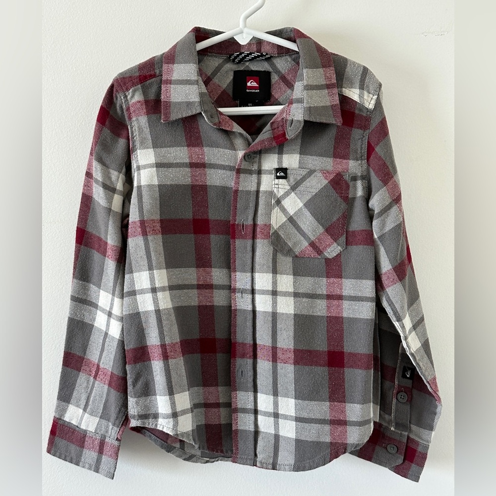 Quiksilver Long Sleeve Flannel Button Up Shirt Kids. Size 6 (boys)